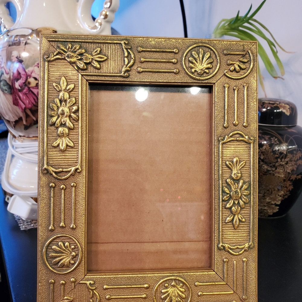 Gold Decorative Picture Frame with Fleur-de-Lis and Medallion Accents